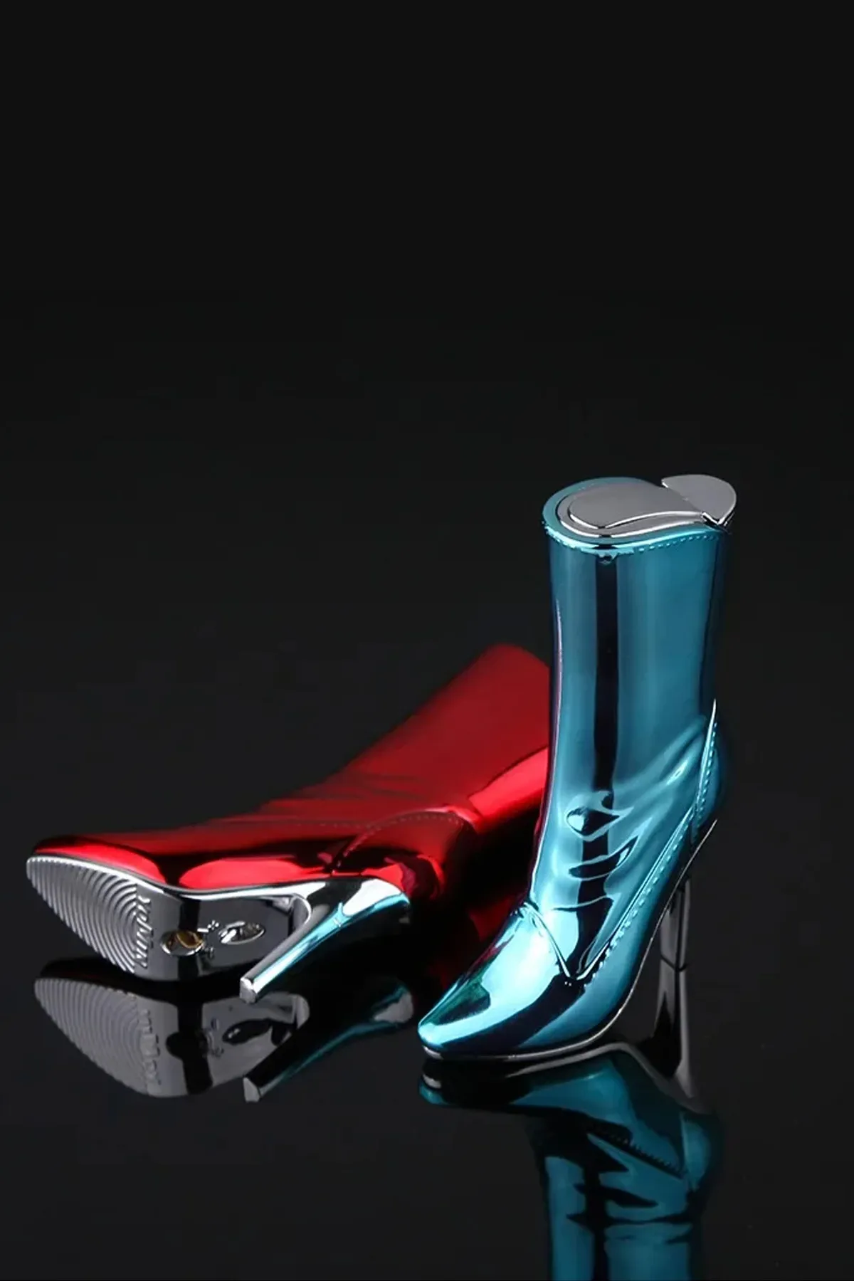 Çizme Görünümlü Gazlı Mavi Çakmak Özel Tasarım - Mavi - Görsel 3